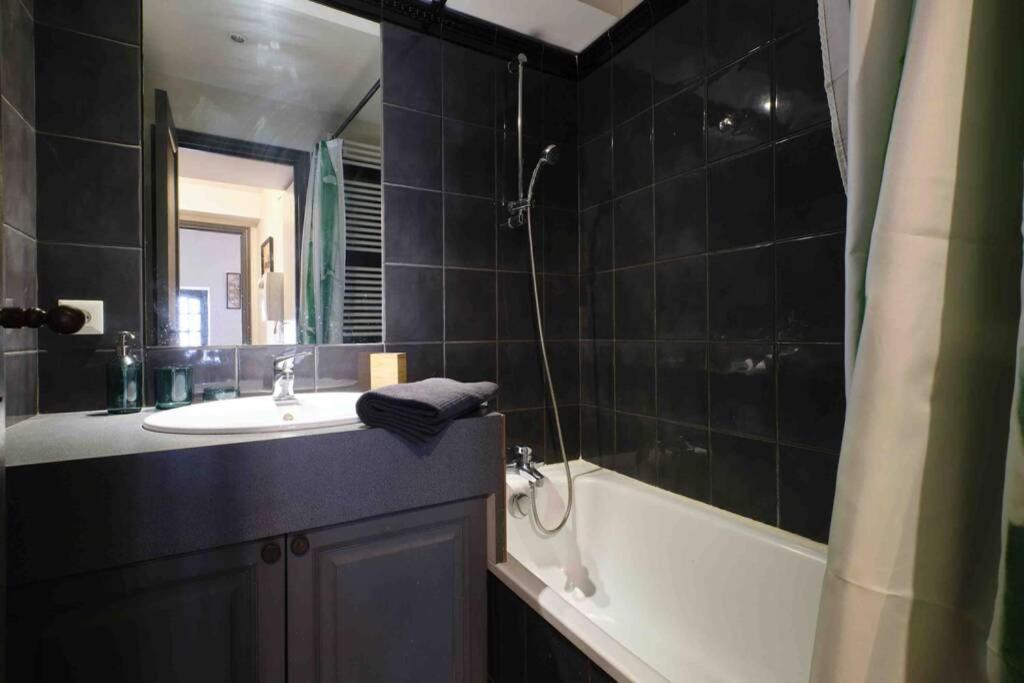 Centre Ville Appartement 75M2, Avec 3 Chambres Carcassonne Eksteriør bilde